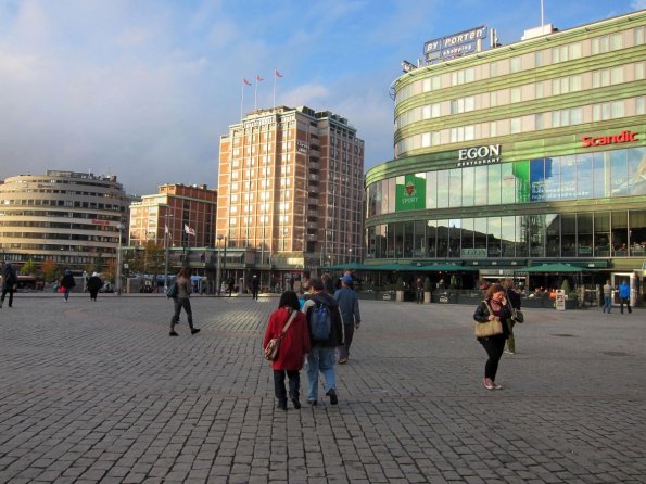 di_20131008_111536_oslo_s_plaza