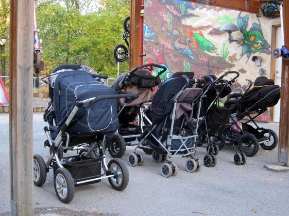 di_20131011_024430_oslo_nedergate_daycare_strollers