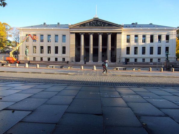 di_20131012_033236_oslo_universitetetsaula