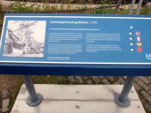 di_20131015_110136_liverpool_canninggravingdocks_sign