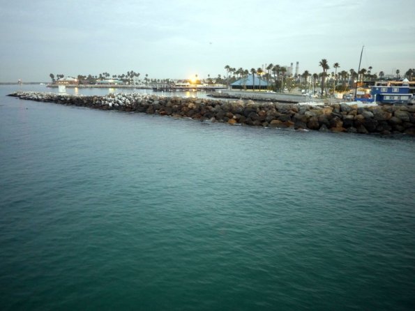 di_20140126_093654_redondobeachpier_south_breakwater