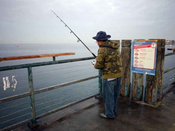 di_20140126_094140_redondobeachpier_sw_pier_reeling