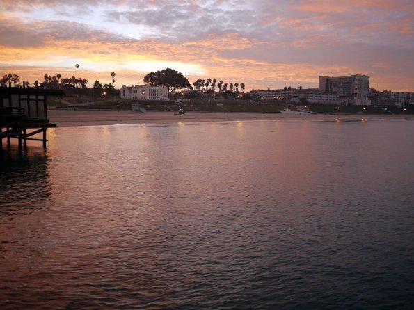 di_20140126_094848_redondobeach_sunrise_from_pier