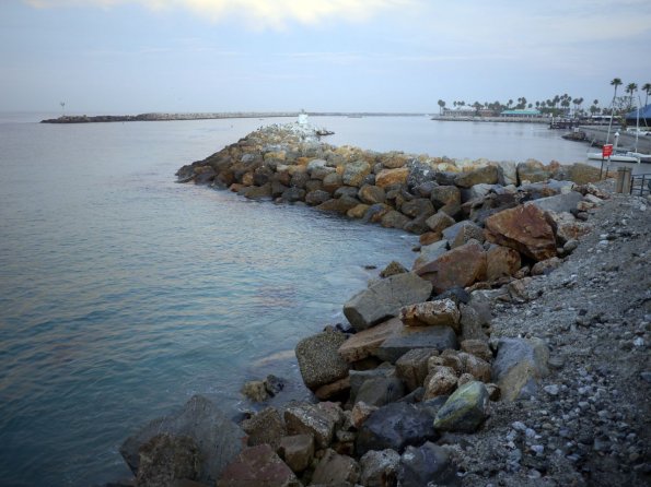 di_20140126_095618_redondobeachpier_breakwater