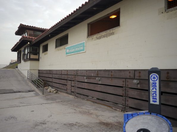 di_20140126_102046_redondobeach_lifeguardoperations