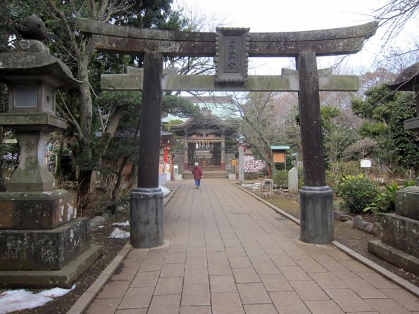 di_20140218_201858_enoshimaisland_okutsu-no-miyajinja_shrineofthedeep_torii