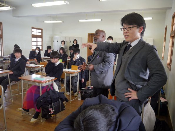 di_20140219_215420_eishinhigashino_englishclass_teachers