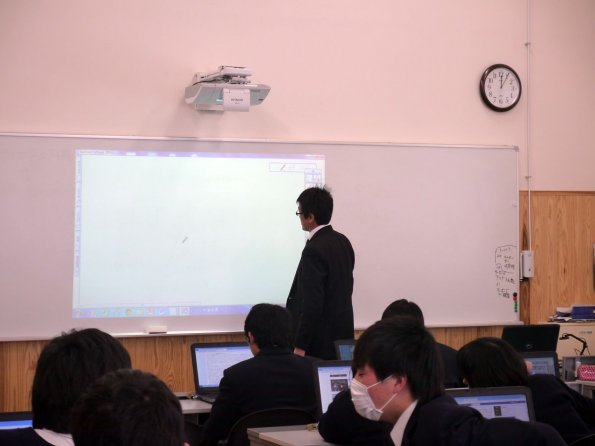 di_20140219_220614_eishinhigashino_computerroom_smartboard