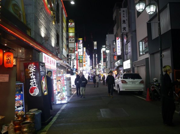 di_20140220_055346_kabukicho_shinjuku_rockinchair