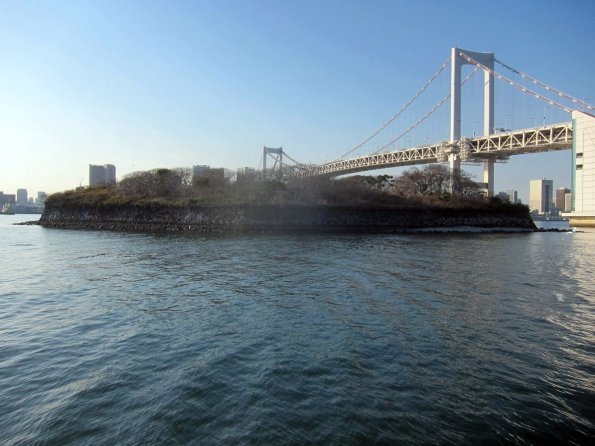 di_20140222_020136_suijo_waterbus_view_rainbowbridge_islet