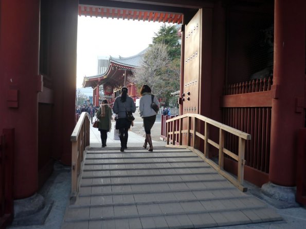 di_20140222_025806_asakusa_nitenmongate_sensoji_threshold