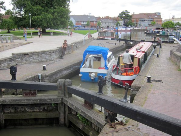 20140602_114456_stratforduponavon_locks