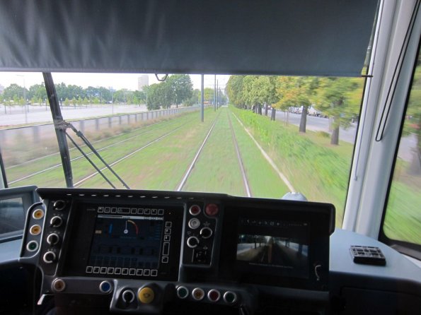 di_20140717_094740_warsaw_tram_through_praga