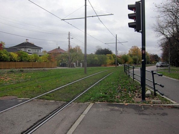 di_20141015_103552_oslo_forskningsveien_tracks_grass