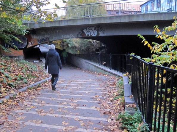 di_20141015_110942_oslo_voyenbrua_bridge_underpass