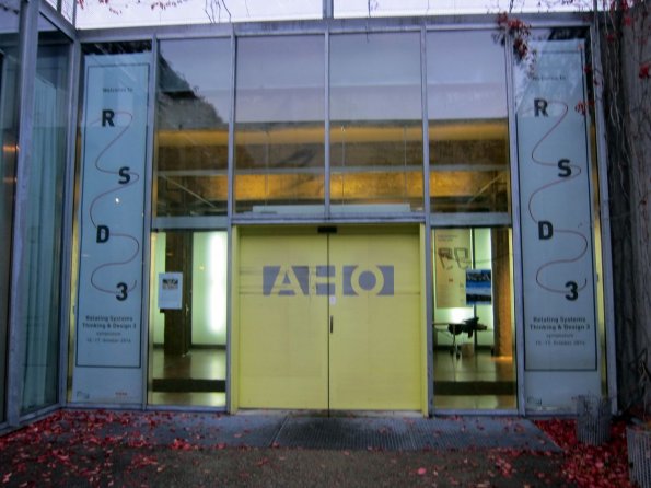 di_20141017_013518_aho_osloschoolofarchitectureanddesign_front_door