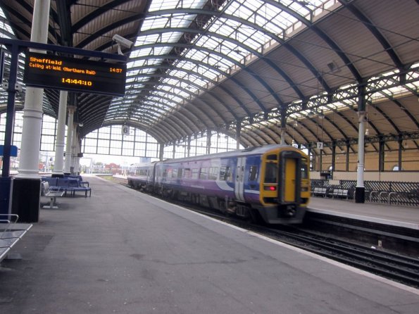 di_20141022_084612_hull_train_station