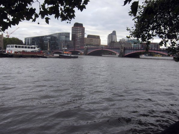 di_20141023_081850_london_riverthames_lambethbridge