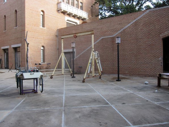 di_20141205_170359_riceuniversity_sewallhall_courtyard