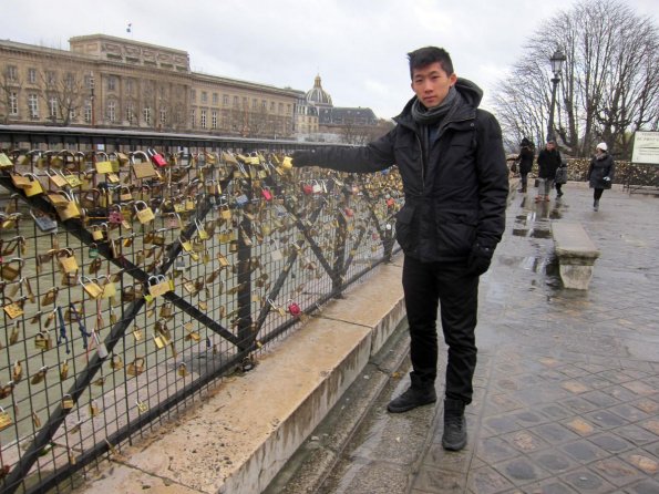 di_20141227-045955-pontneuf-lovelocks-rdi