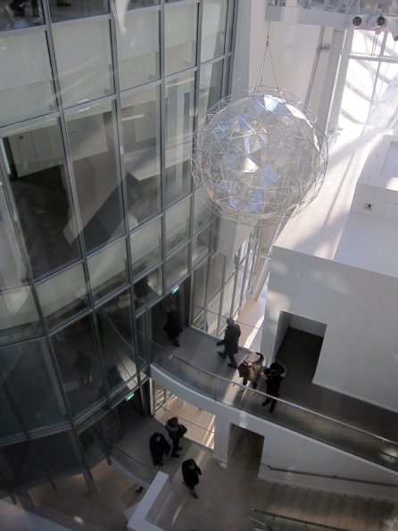 di_20141228-092417-fondationlouisvuitton-olafureliasson-2014-dustparticle-bridges