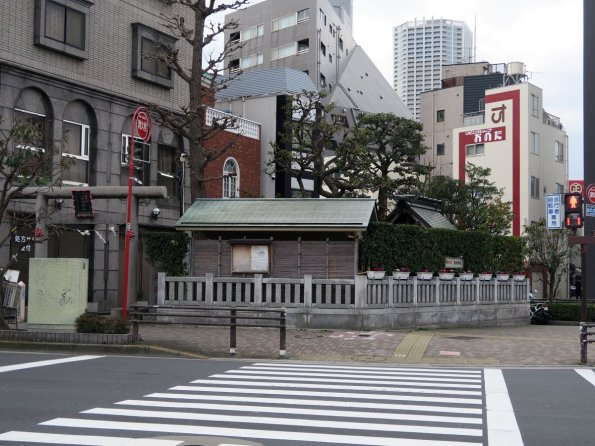 di_20150305_182028_yochomachi_nukebenten_shrine_intersection