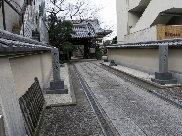 di_20150305_185023_kikiucho_raigoji_temple_walk