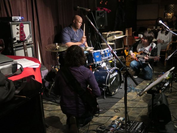 di_20150306_065408_mebiusyotsuya_jinomasajay_drum_solo