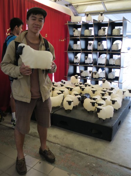 di_20150829_160926_harbourfrontcentre_taiwanfest_holysheep_ay