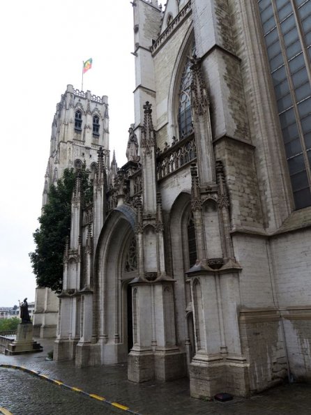 di_20150923 043824 brussels cathedraledesstemicheletgudule