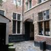 di_20150924_062344_antwerp_hiddenstreet_vlaeykensgang_cobblestones