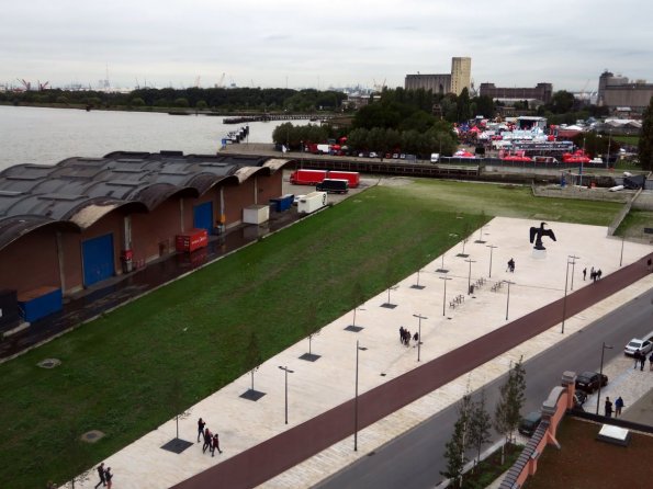 di_20150924_072137_antwerp_redstarlinemuseum_view_northwest_schelde_studay
