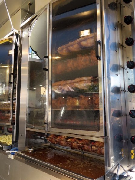 di_20150925_035739_woluwestpierre_avorban_market_rotisserie_spits
