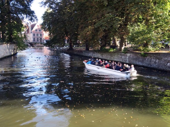 di_20150928_032826_bruges_minnewater_canal