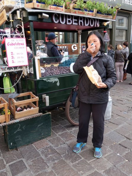 di_20150928_104522_ghent_korenmarkt_cuberdon_dy