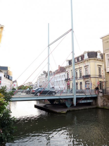 di_20150928_114922_ghent_voldersstraat_bridge
