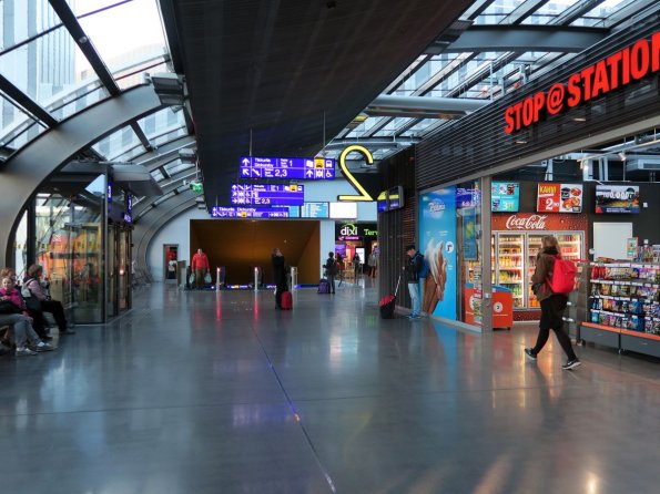 di_20150930_092330_vantaa_tikkurila_station