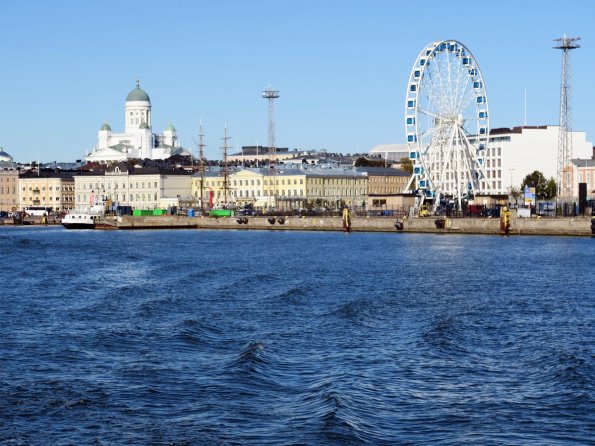 di_20151011_040618_portofhelsinki_ferry_kauppatori