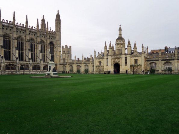 di_20151119_085515_cambridge_kingscollegechapel_porterslodge