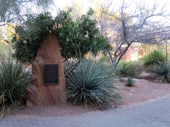 di_20160224_195459_unlv_xericgarden_plaque
