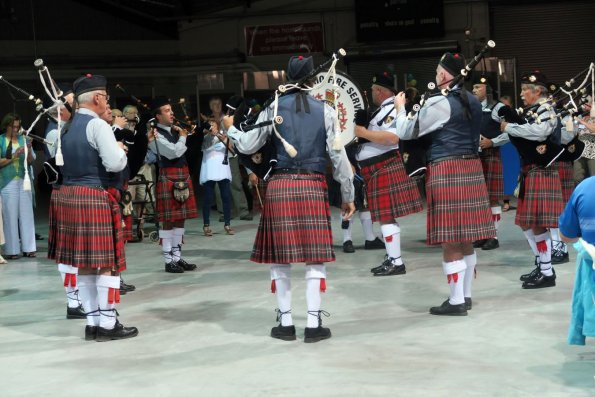 di_20160716_185234_gravenhurstcentennialcentre_drums_pipes