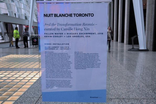 di_20161001_164026_nuitblanche_brookfieldplace_kevincooley_2016_fallenwaterniagaraescarpment_sign