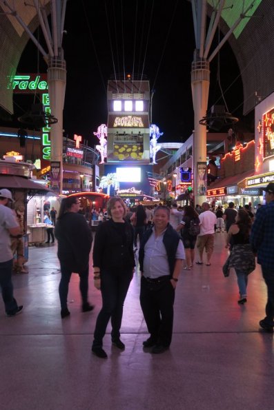 di_20161023_020137_fremontstreet_plaza_sn_di