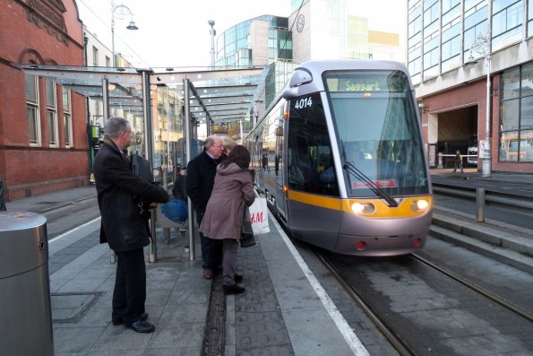 di_20161208_092337_dublin_busaras_lightrailtram