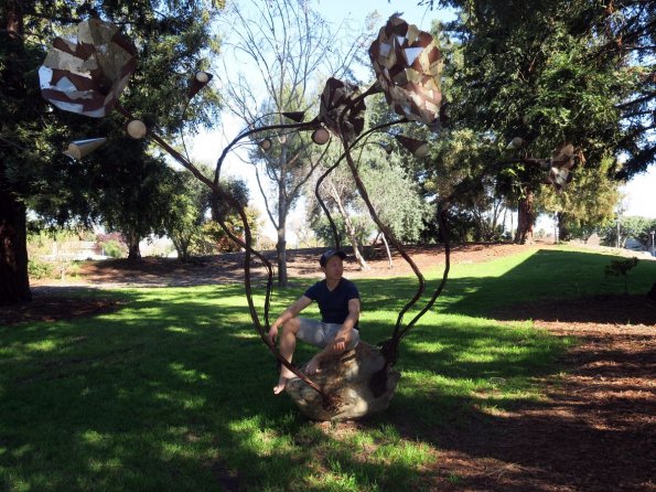 di_20170312_175853_tritonmuseumofart_sculpturegarden_metal_flower