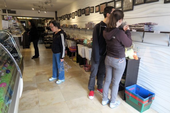 di_20170318_140526_sanmateo_sharonaschocolateshop