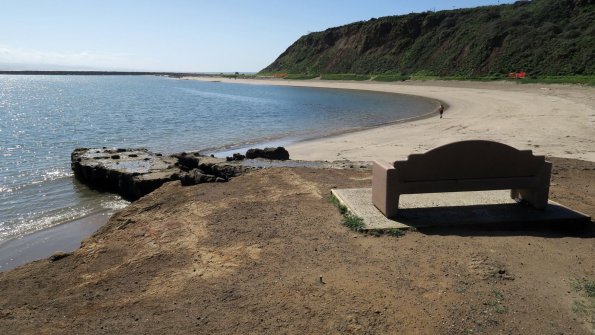 di_20170321_133858_pillarpoint_bench_beach