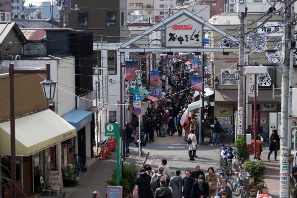 di_20170324_232909_nippori_shotengai_east_gate