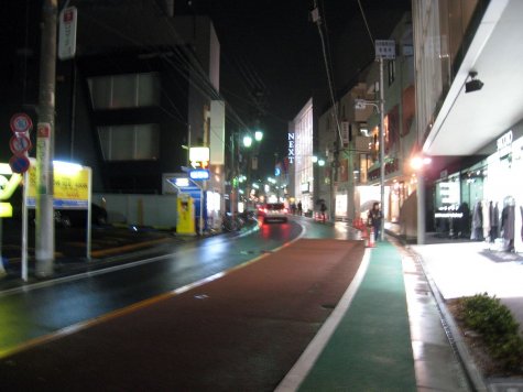 di_20090224-031652-jiyugaoka-uphill.jpg