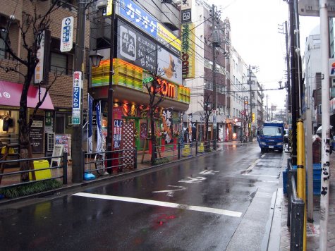 di_20090227-005312-nippori-street-east.jpg